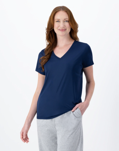 womens s/s cooldri v-neck women Hanes