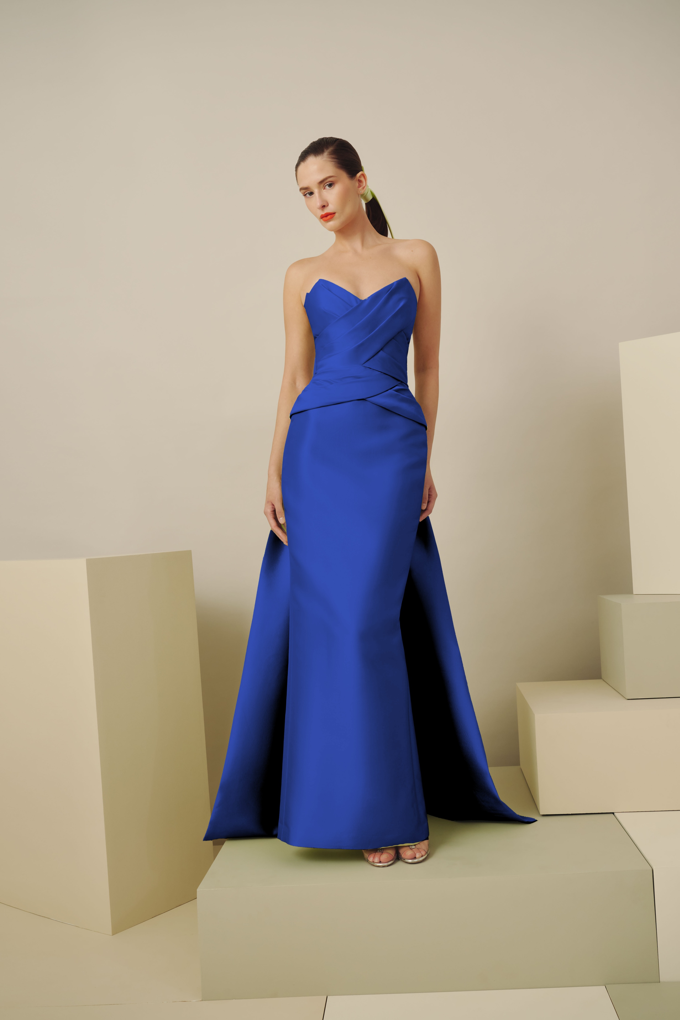 Audrey + Brooks 7216 - Sapphire